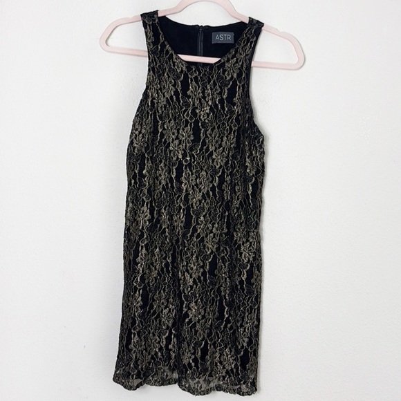 ASTR Black Gold Lace Cocktail Dress Size XS Sleeveless - Picture 1 of 11